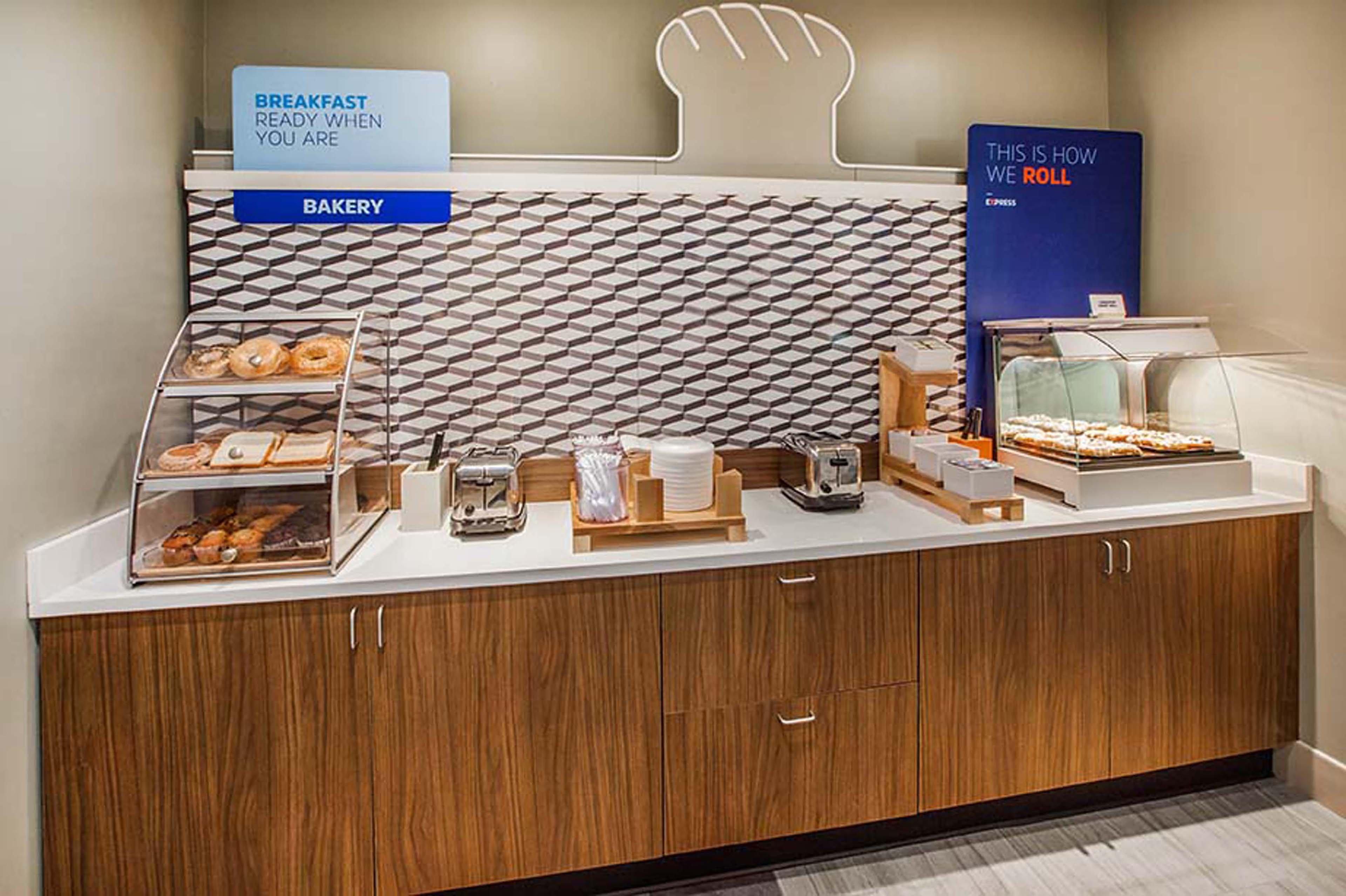 Express By Ihg Greenville