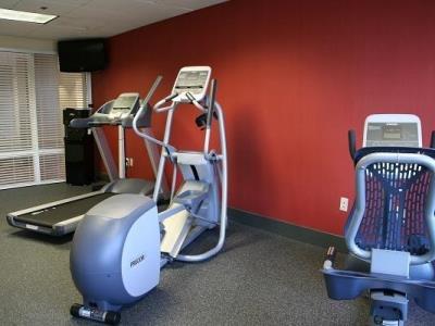 Express By Ihg Hotel 2*